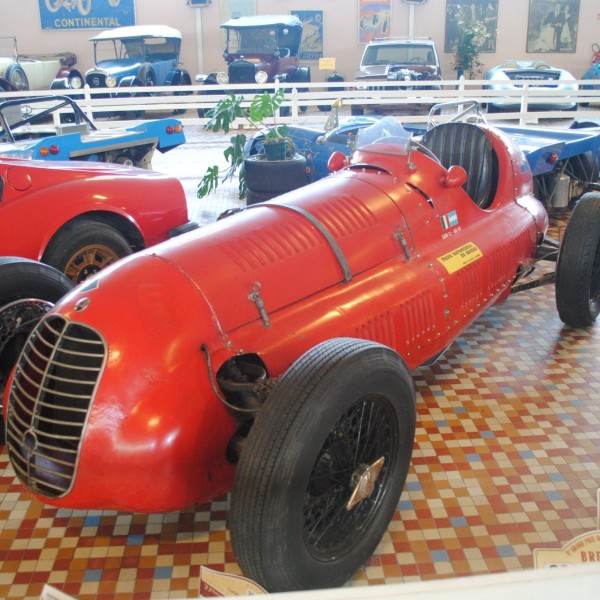 croix des fontenelles vendée Musée automobile de Vendée